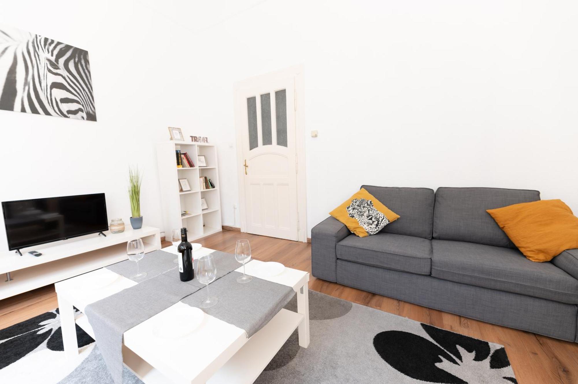 Danube Dwelling Aulich Utca 3 — Photos 2